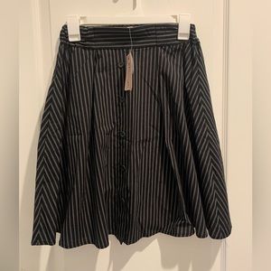 Philosophy Womens XSmall Black White Pinstripe Pleated Mini Skirt NWT Casual